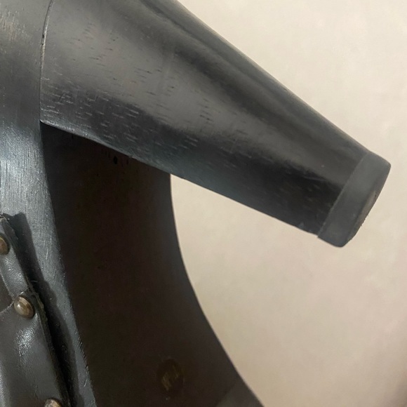 Enzo Angiolini leather studded mule heels - Picture 9 of 12